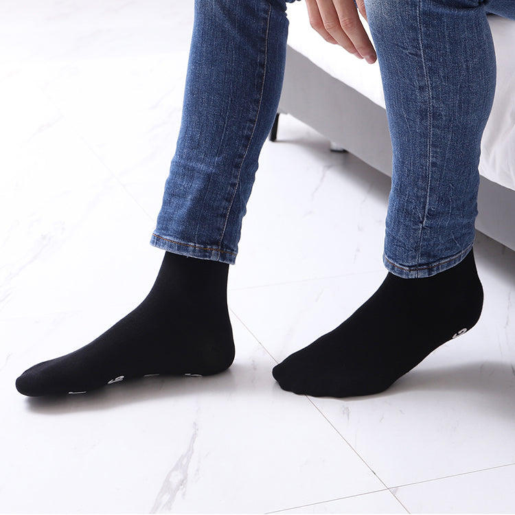 Grappige sokken, i'm not sleeping, zwart aan voeten| Cadeauplek