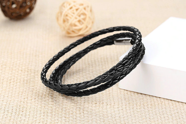 wikkelarmband lange snoer zwart unisex | cadeauplek