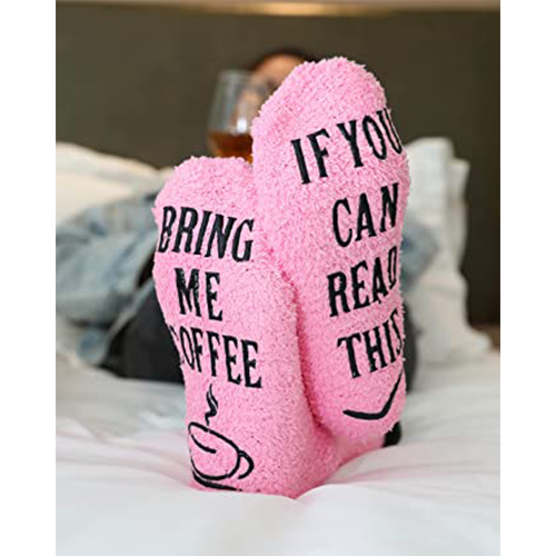 If you can read this, bring me coffee | Fluffy Huissokken | Roze