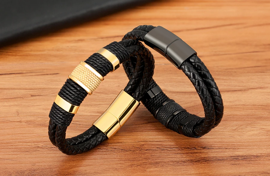 leren armband heren zwart en goud met RVS ringen | cadeauplek