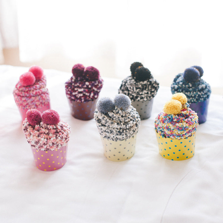 Fluffy huissokken cupcakeverpakkingen diverse kleuren | Cadeauplek