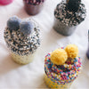 Afbeelding in Gallery-weergave laden, Fluffy huissokken cupcakeverpakkingen van boven | Cadeauplek