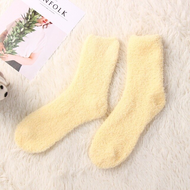 Fluffy sokken geel | cadeauplek